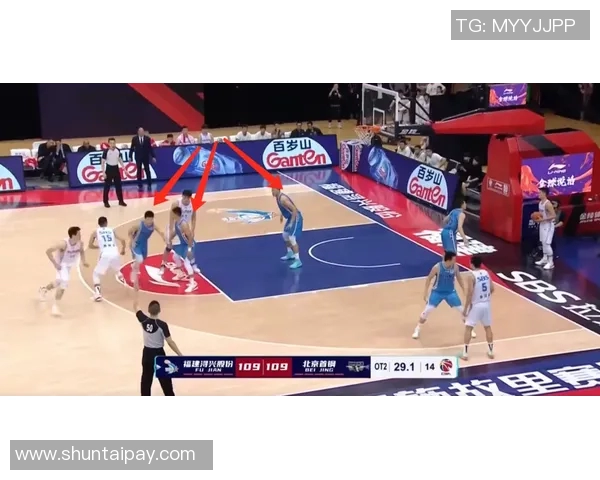 杭州篮球队快攻战术解析与实战应用研究 杭州篮球队快攻战术解析与实战应用研究