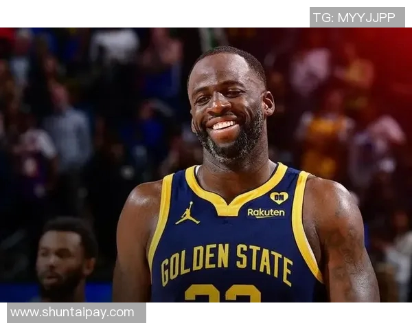 德雷蒙德格林如何在勇士队中扮演关键角色与领导者的双重身份 德雷蒙德格林如何在勇士队中扮演关键角色与领导者的双重身份