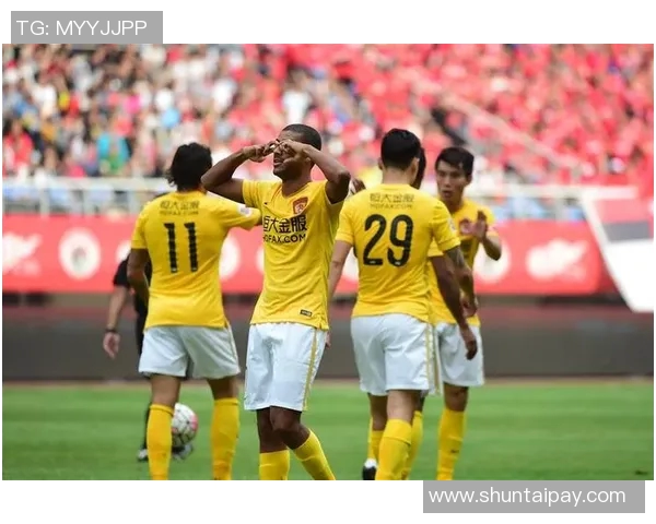 恒大与辽足精彩对决视频回顾赛场瞬间与战术分析一网打尽