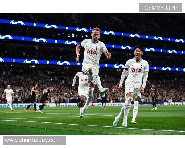 热刺与曼城激战正酣谁能在这场巅峰对决中笑到最后