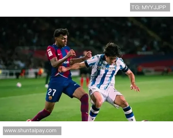 赛尔塔与曼联激战在即谁能在欧联杯中笑到最后