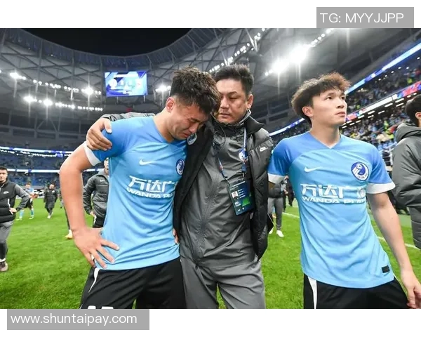 贝济耶与阿球队的激烈对抗赛揭示了足球战术的新趋势与未来发展方向