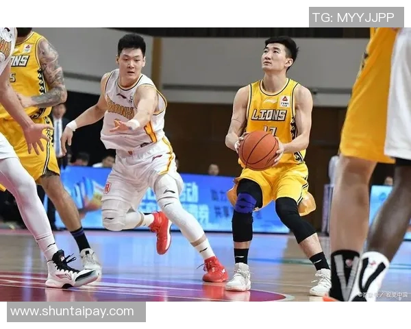 辽宁篮球队与广厦的激烈对决展现了中国篮球的魅力与竞争力